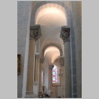 Saint-Nectaire, photo Jochen Jahnke, Wikipedia, Nordumgang Chor.jpg